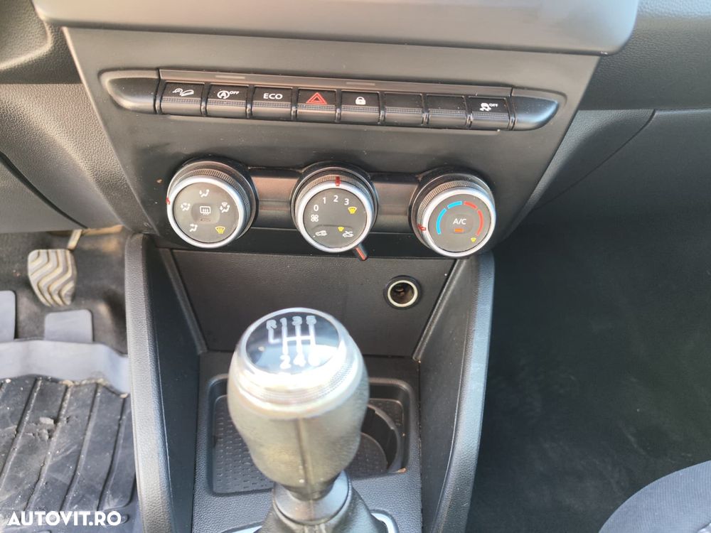 Dacia Duster 1.5 Blue dCi 4WD Comfort - 13