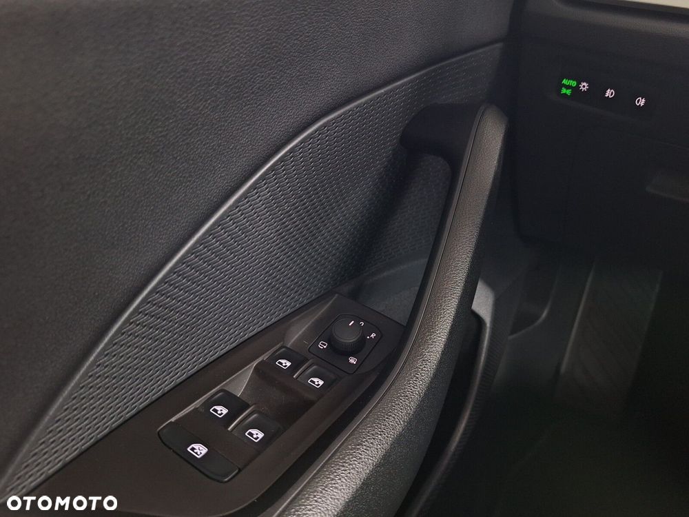 Skoda Octavia 1.5 TSI ACT Style - 36