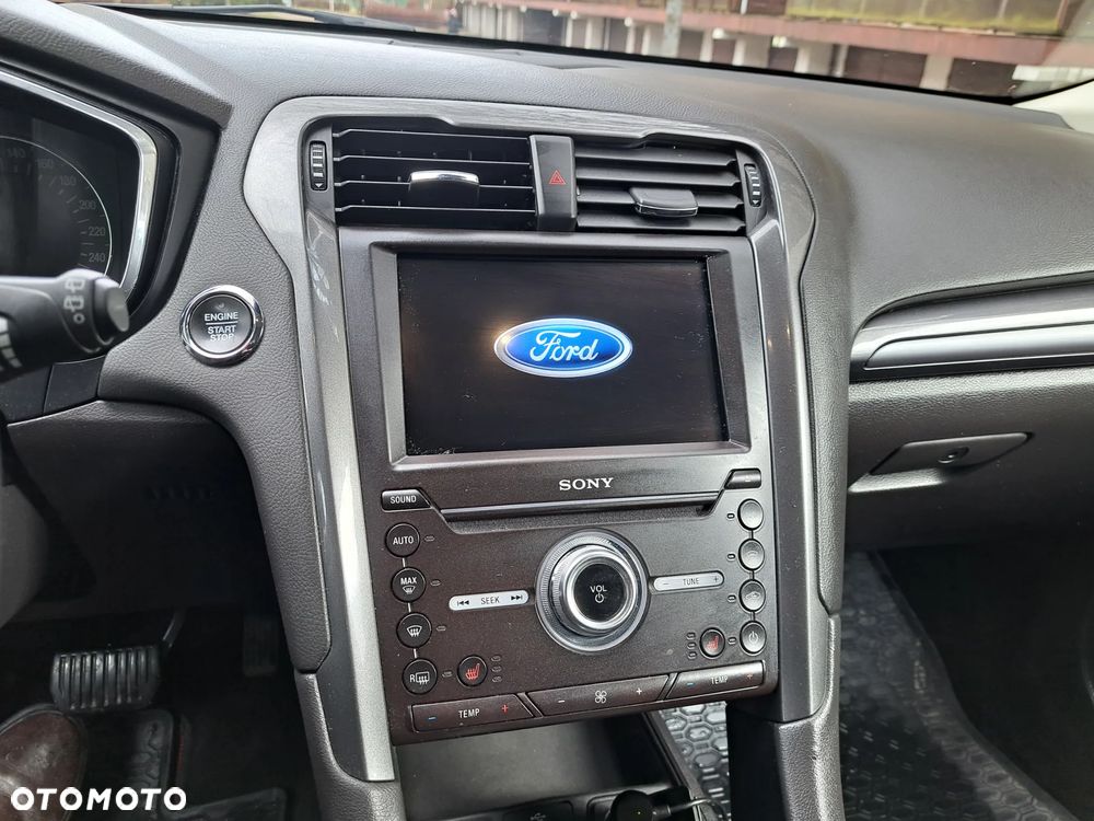 Ford Mondeo 2.0 EcoBlue Titanium - 12