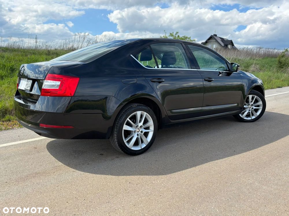 Skoda Octavia 2.0 TDI Style - 8