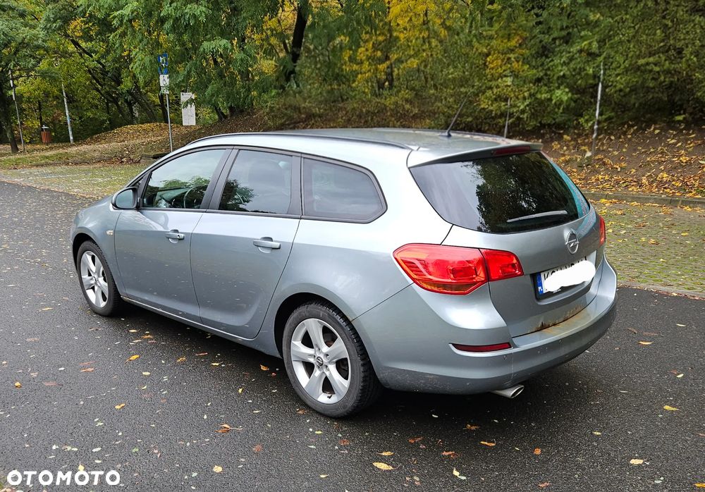 Opel Astra 1.4 Turbo Sports Tourer - 2