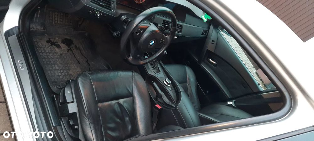 BMW Seria 5 530xd Touring - 7