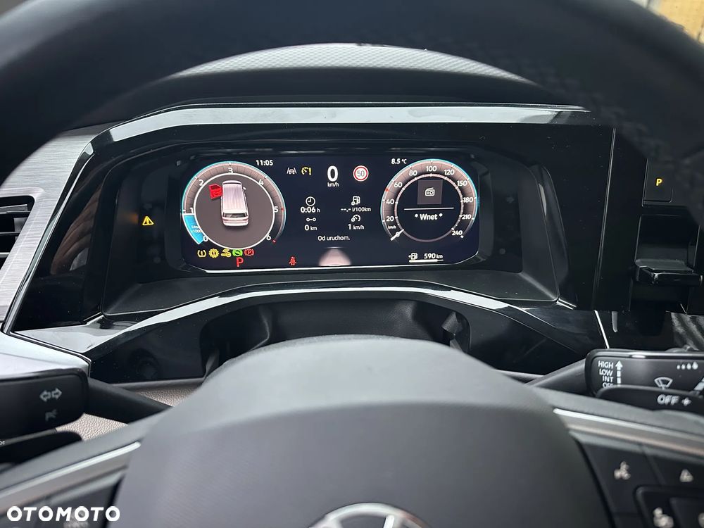 Volkswagen Multivan ver-2-0-tdi-l2-life-dsg - 9