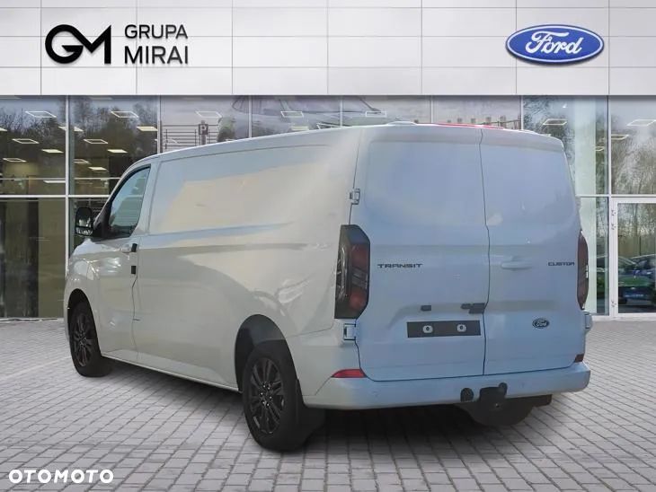 Ford TRANSIT CUSTOM - 3