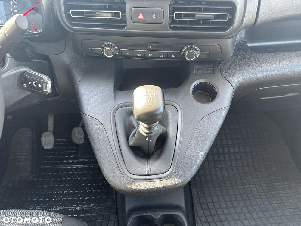 Opel Combo Cargo XL 1.5 CDTI S&S 2,4t (bryg.) - 21