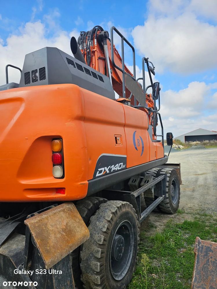 Doosan DX140 - 5