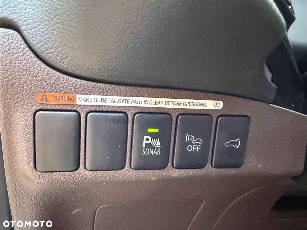 Mitsubishi Outlander Intense + - 13