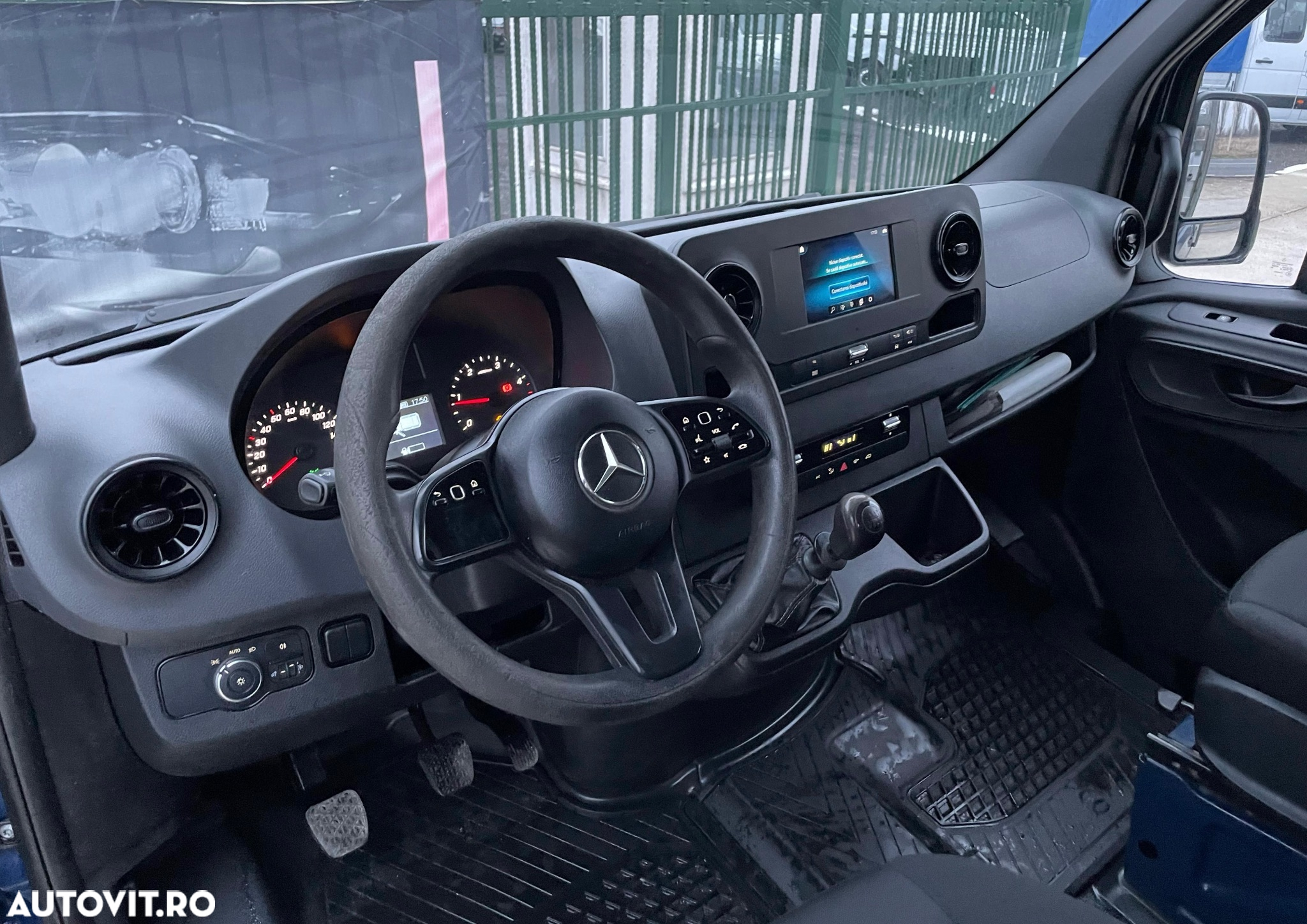 Mercedes-Benz Sprinter 4x4 DOKA - 17