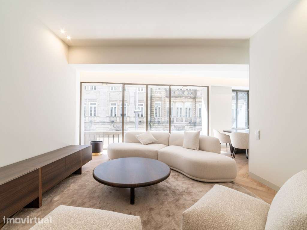 Apartamento T3 junto à Avenida dos Aliados - Porto - Grande imagem: 3/37
