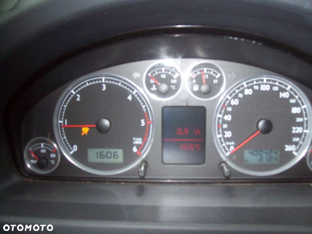 Volkswagen Sharan 2.0 TDI Comfortline - 4