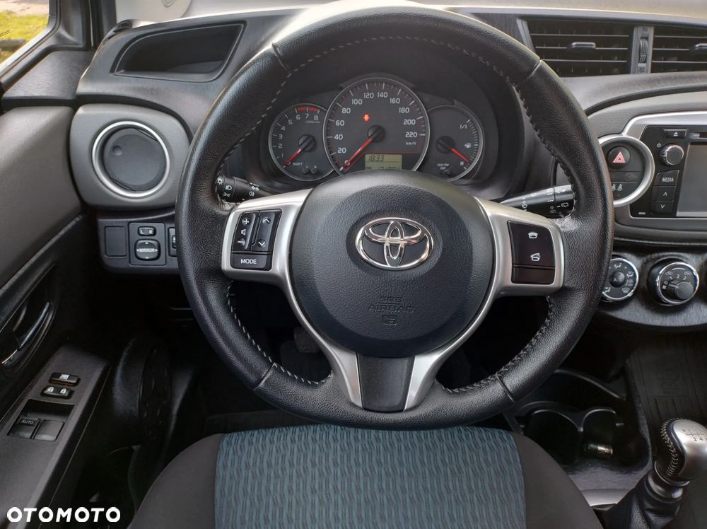 Toyota Yaris 1.33 VVT-i Life - 36