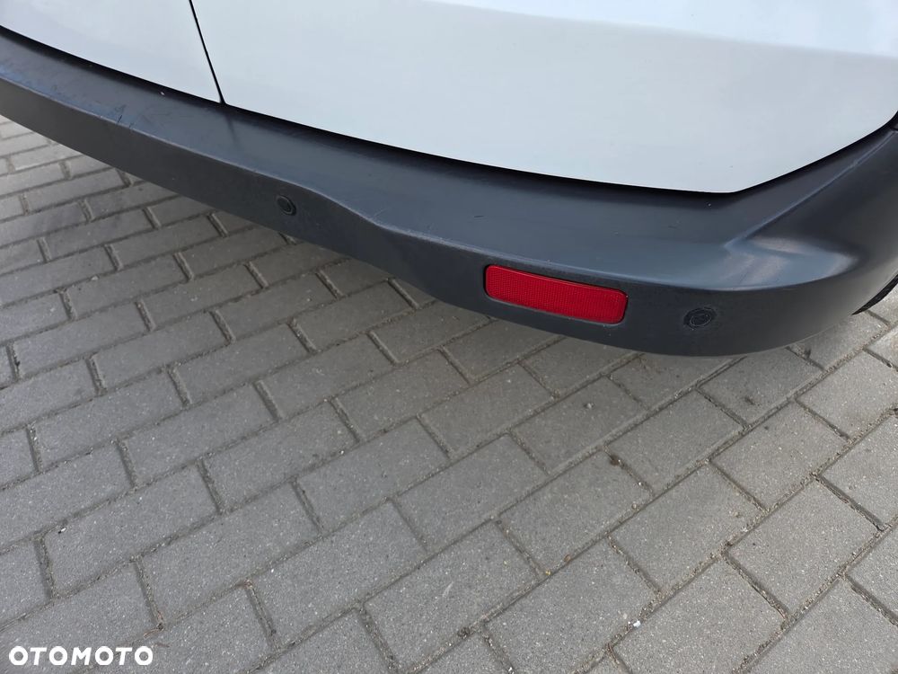 Ford Transit Courier - 9