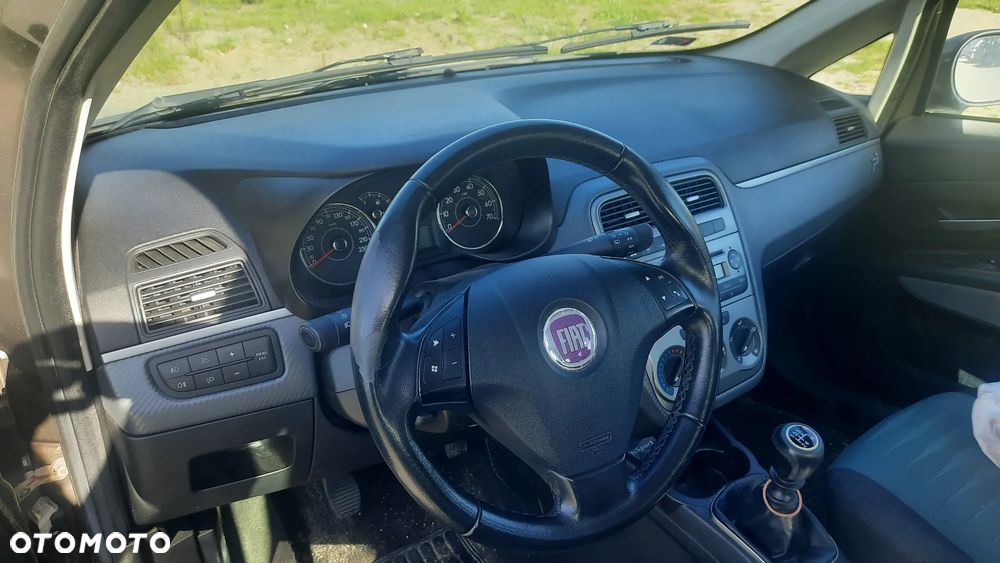 Fiat Punto - 8