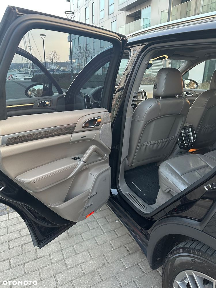 Porsche Cayenne Diesel - 10