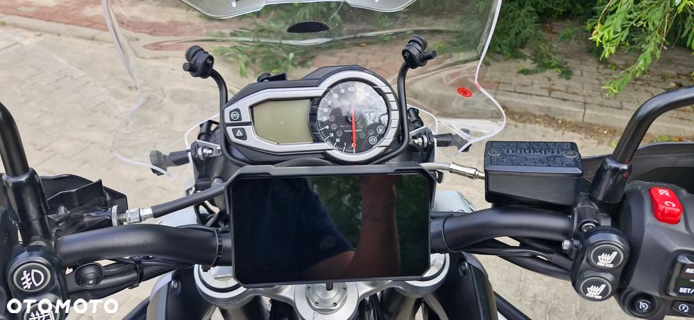Triumph Tiger - 33