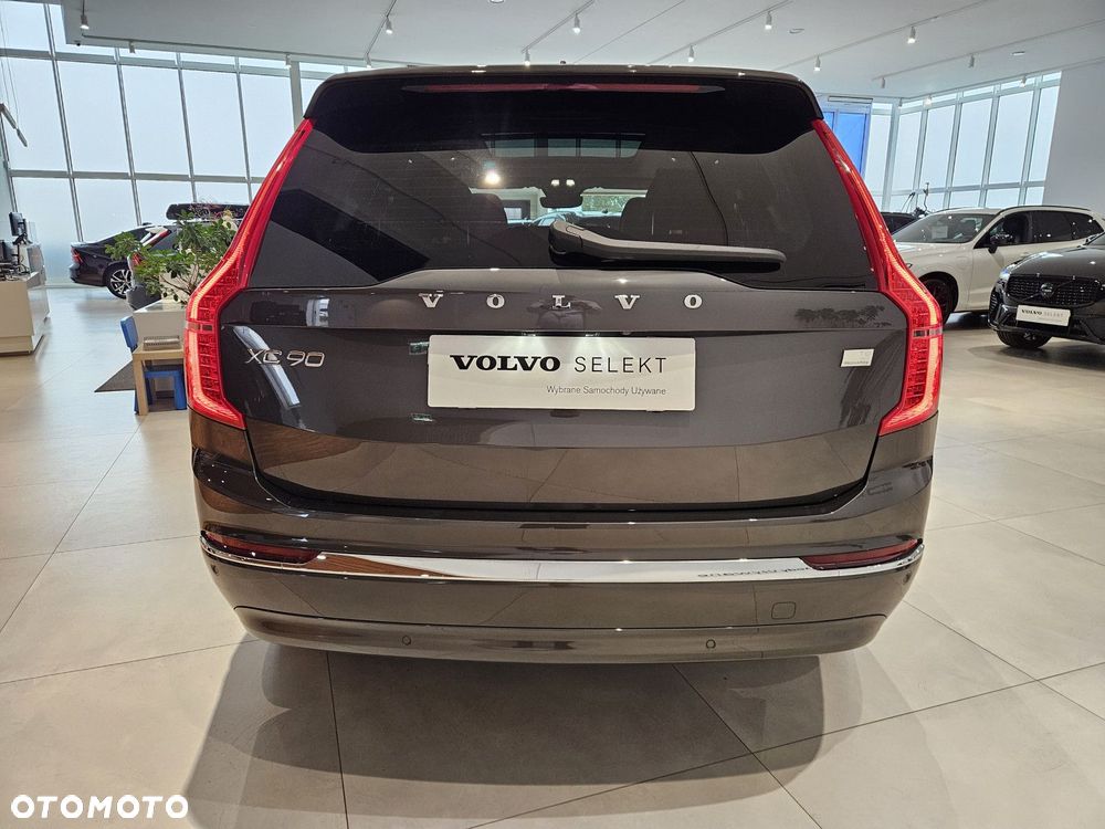 Volvo XC 90 - 7