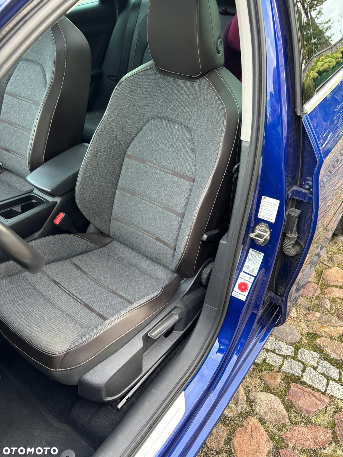 Seat Leon 2.0 TDI DPF DSG Xcellence - 26