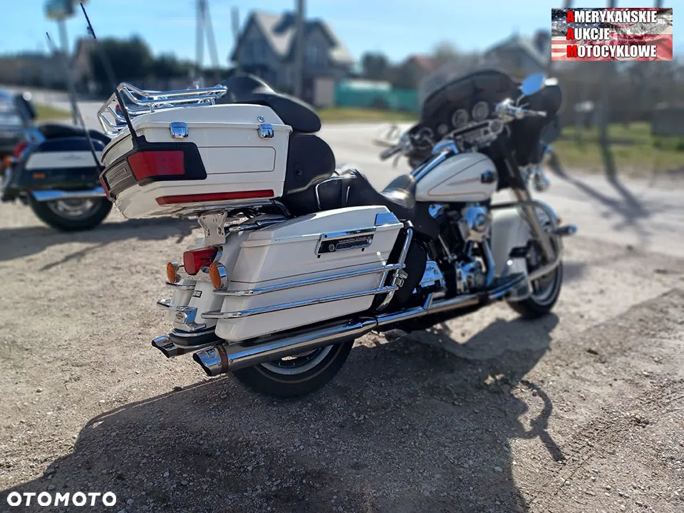 Harley-Davidson FLHTCU Ultra - 3