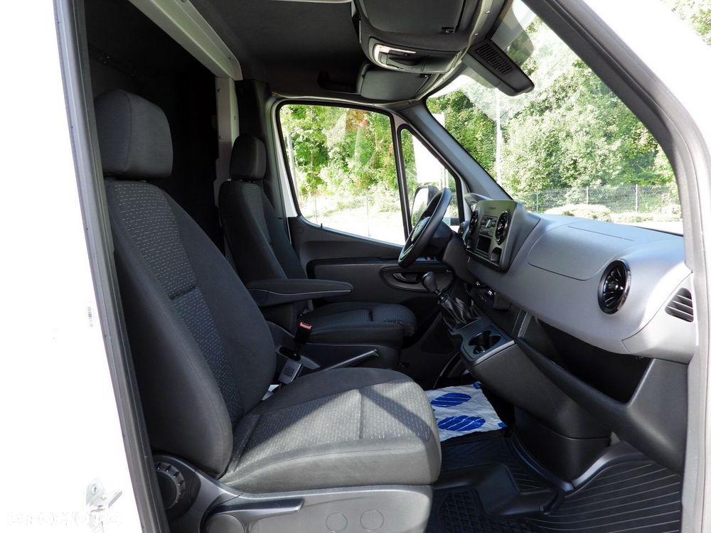 Mercedes-Benz SPRINTER 316 PLANDEKA 8 PALET WEBASTO TEMPOMAT KLIMATYZACJA  160KM - 36