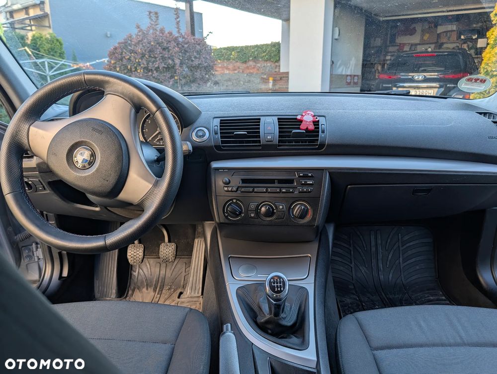 BMW Seria 1 116i - 12