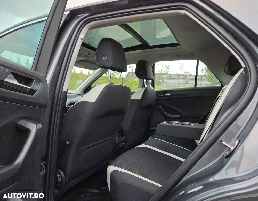Volkswagen T-Roc 2.0 TDI SCR DSG Sport - 37
