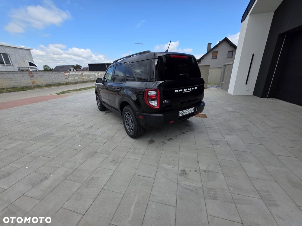 Ford Bronco - 4