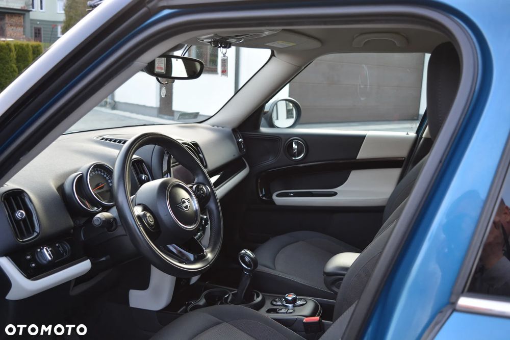 MINI Countryman Cooper SE ALL4 Shadow Edition - 19