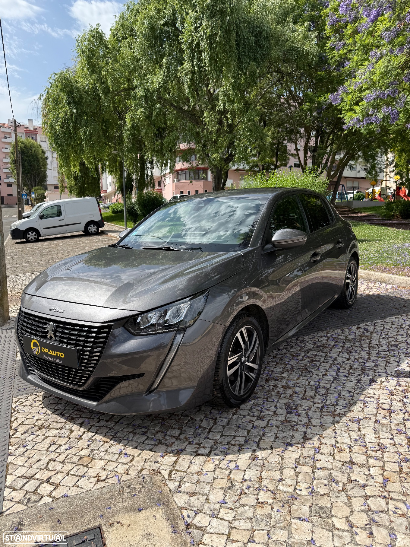 Peugeot 208 1.2 PureTech Allure - 5