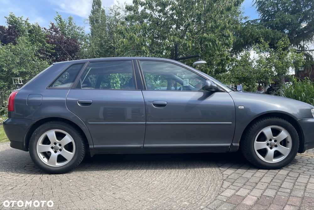 Audi A3 Sportback - 3