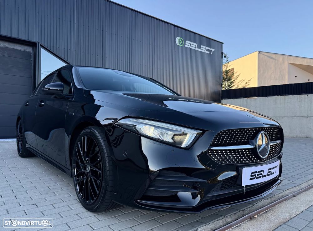 Mercedes-Benz A 250 e AMG Line - 18