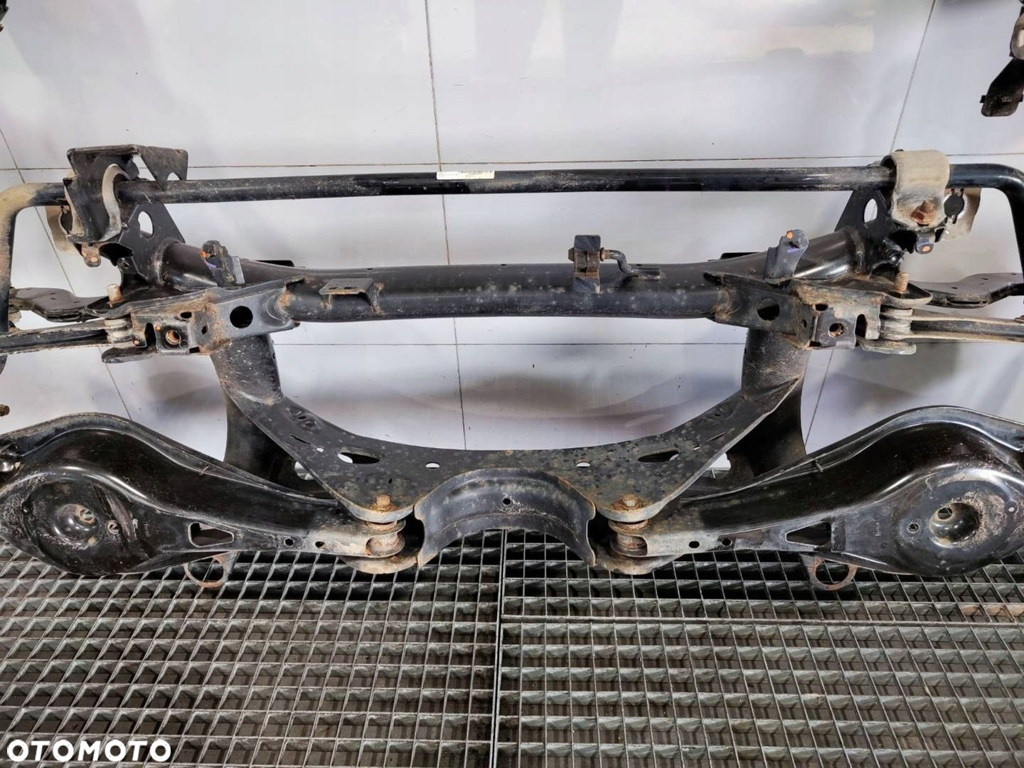 SANKI KOŁYSKA WÓZEK TYŁ BELKA OŚ WAHACZ ZWROTNICA VOLVO XC40 2WD - 8