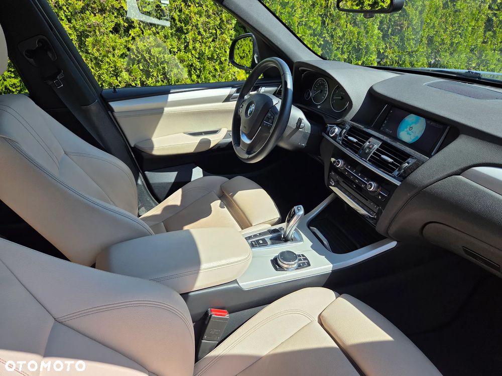 BMW X3 xDrive28i - 11