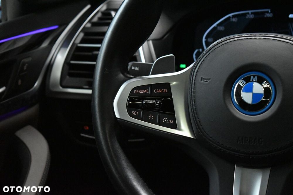 BMW X3 - 11