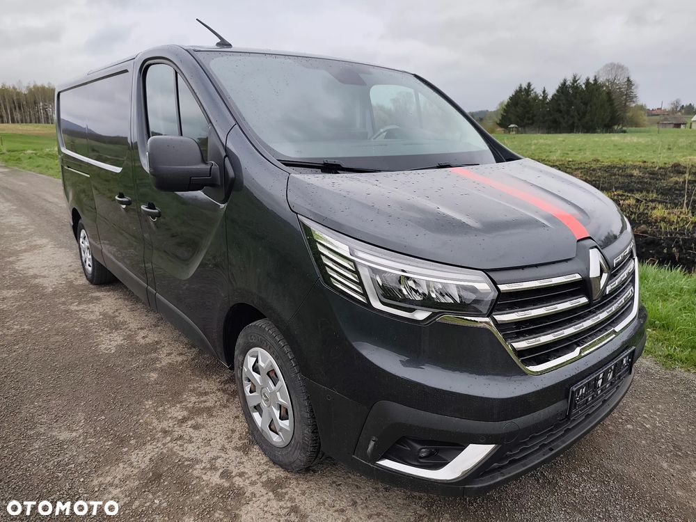 Renault Trafic - 2