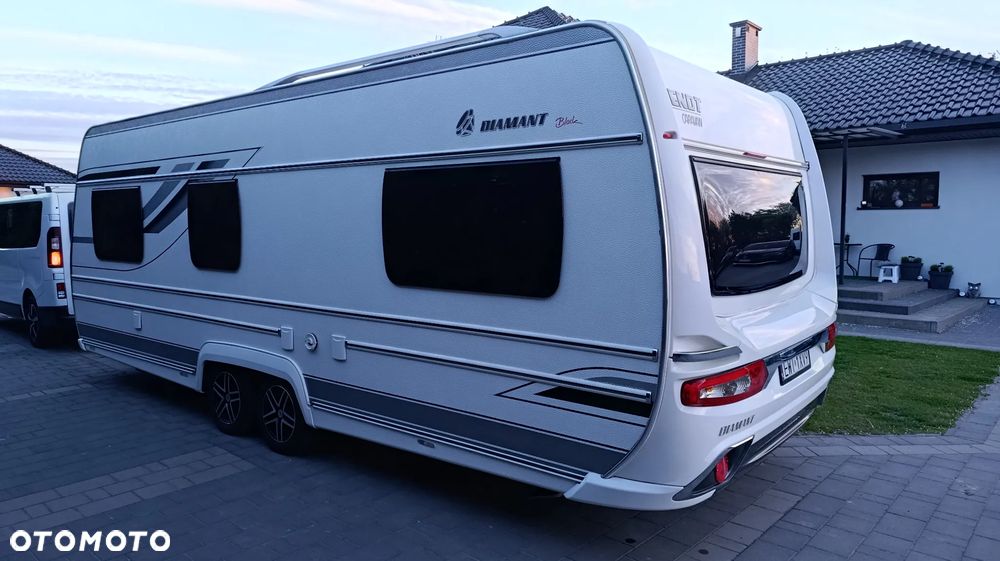 Fendt Caravan Diamant Black 590 - 4