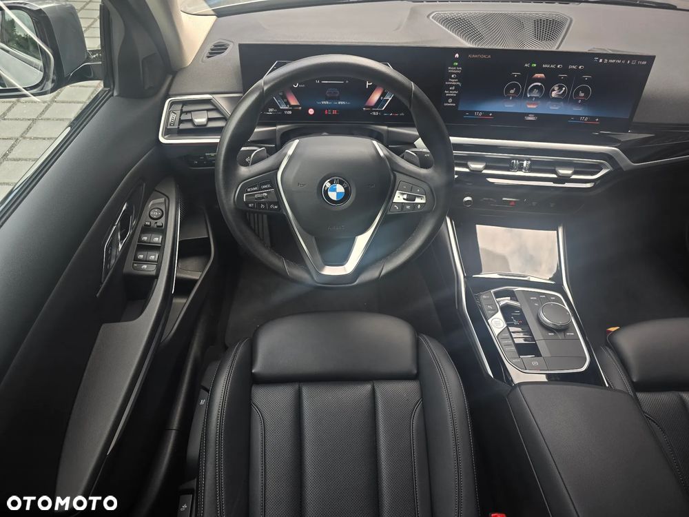 BMW Seria 3 318i - 25