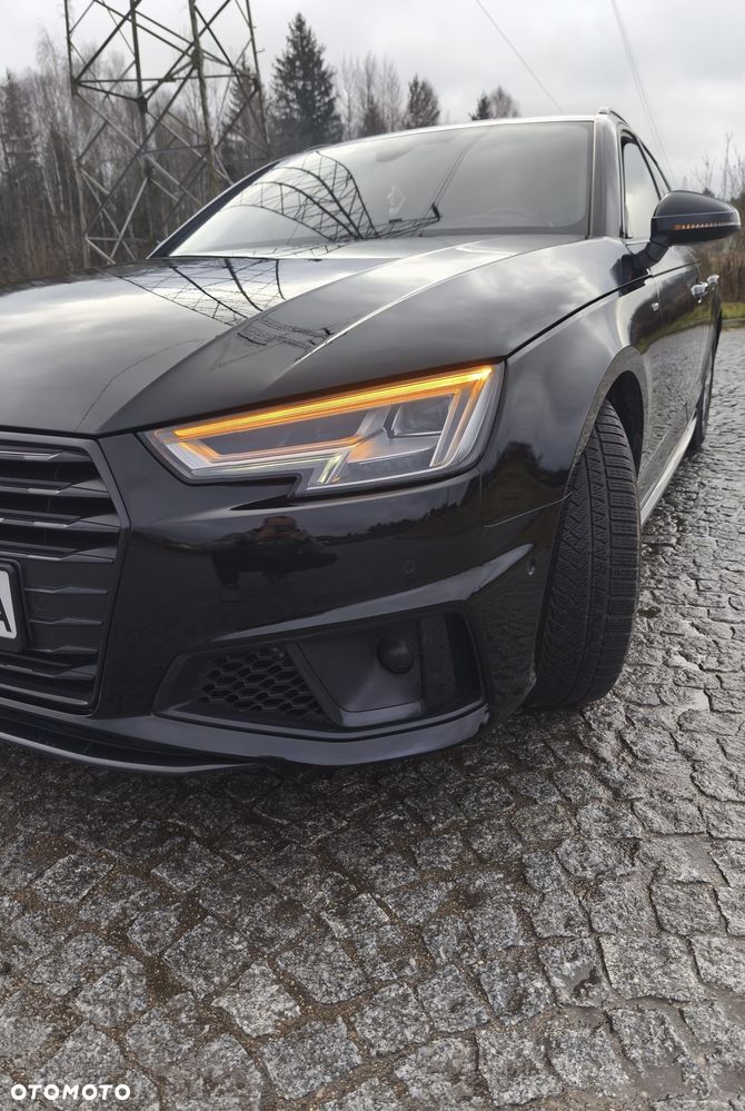 Audi A4 Avant 40 TDI S Line S tronic - 29