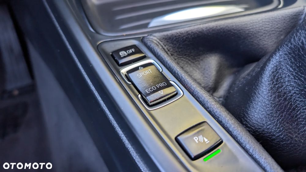 BMW Seria 3 320d DPF Blue Performance Edition Fleet - 11