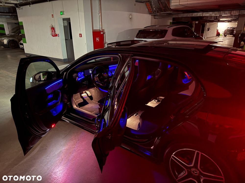 Mercedes-Benz Klasa A 200 AMG Line 7G-DCT - 37