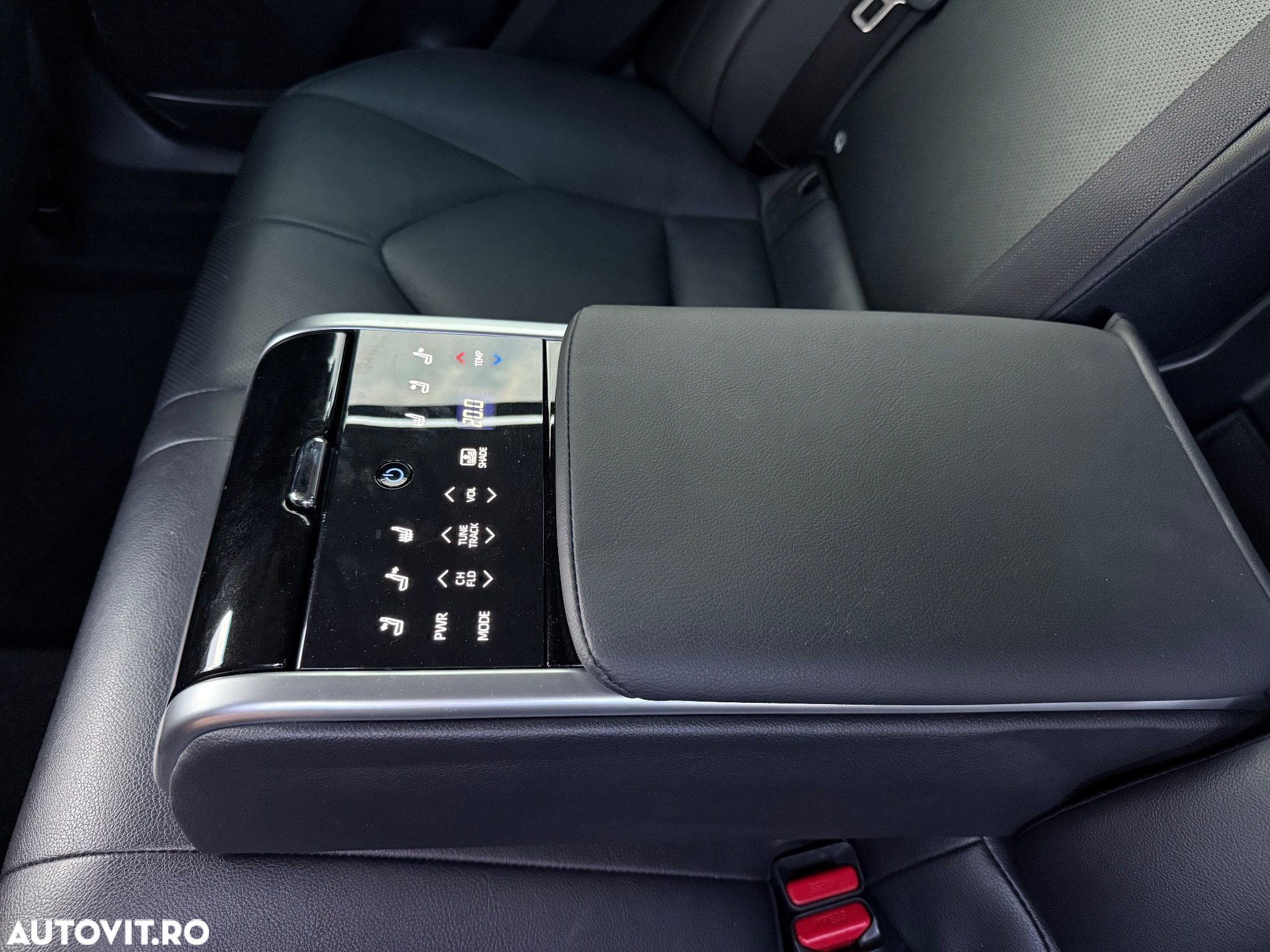 Toyota Camry 2.5 Hybrid Exclusive - 18
