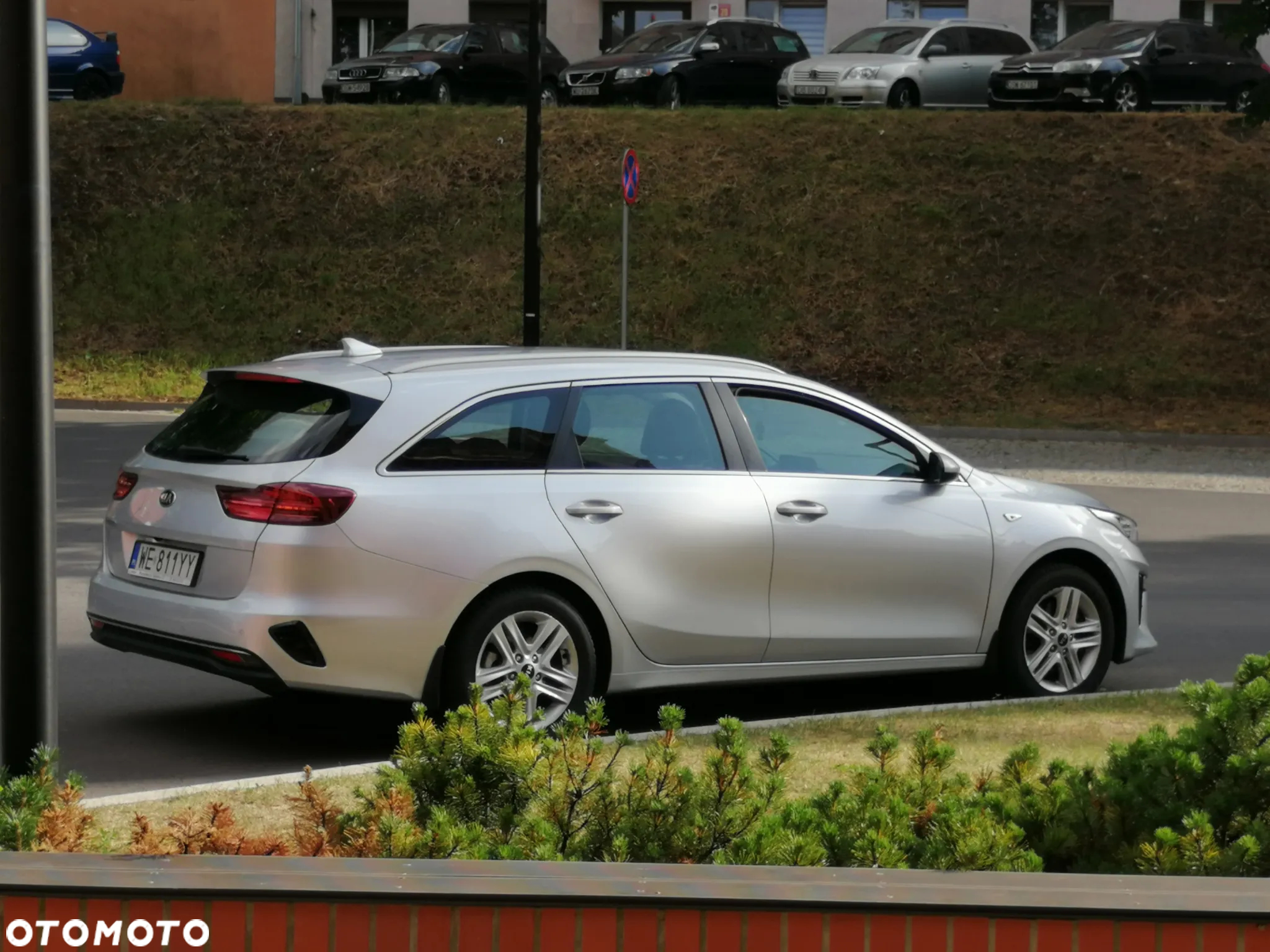 Kia Ceed 1.6 CRDi SCR L Business Line - 6