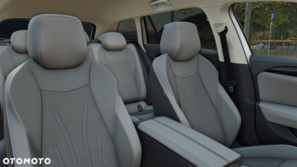 Volkswagen Passat - 12