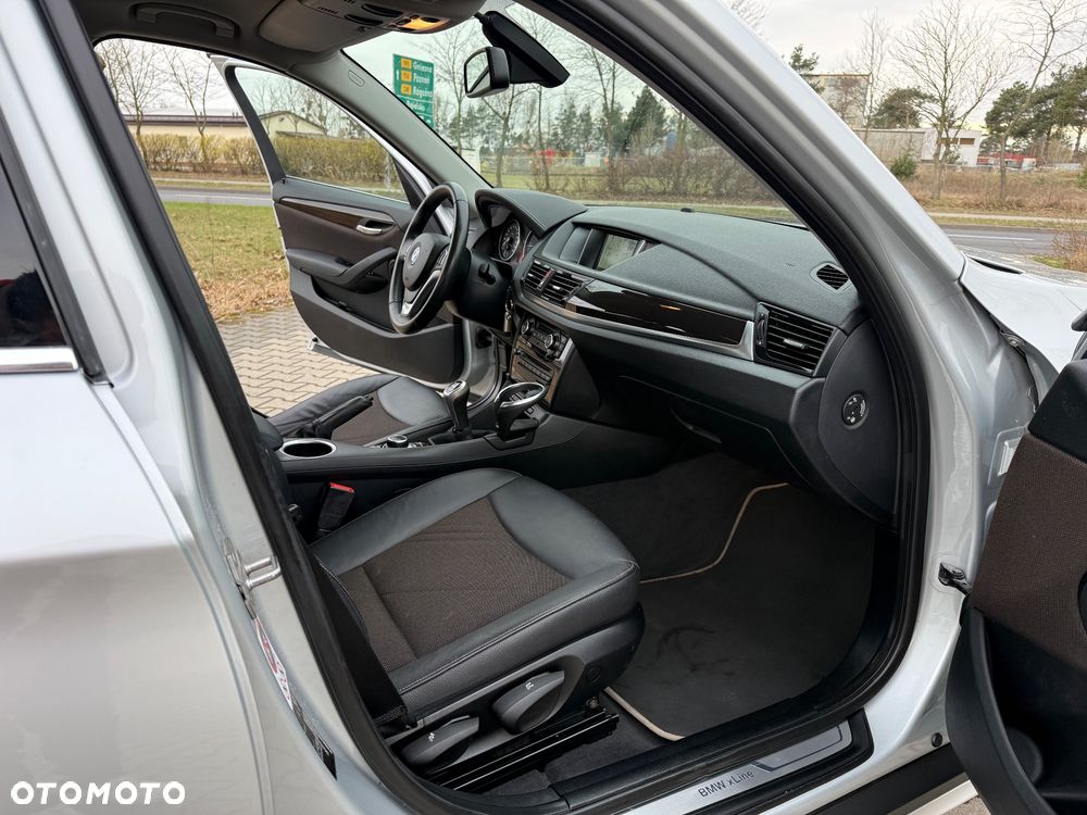 BMW X1 sDrive16d Sport Line - 29