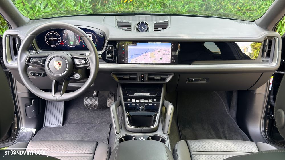 Porsche Cayenne Coupé E-Hybrid - 11