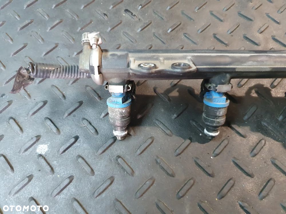 LISTWA WTRYSKOWA 4X WTRYSKIWACZ VOLVO S40 V40 2,0 T 8627804 - 4