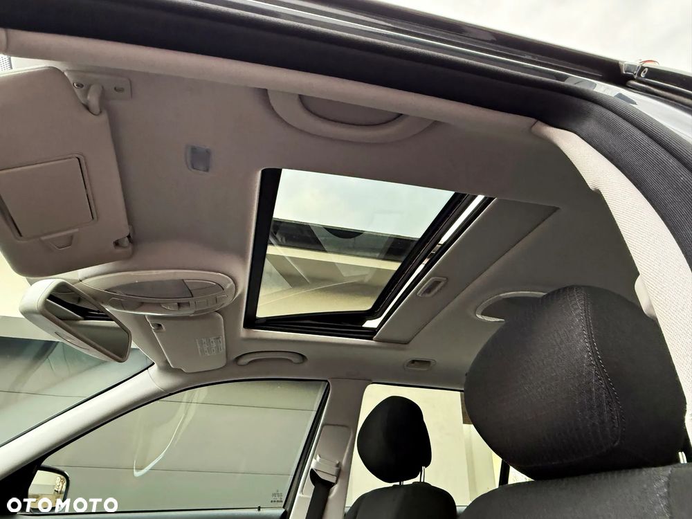 Mercedes-Benz Klasa E - 6