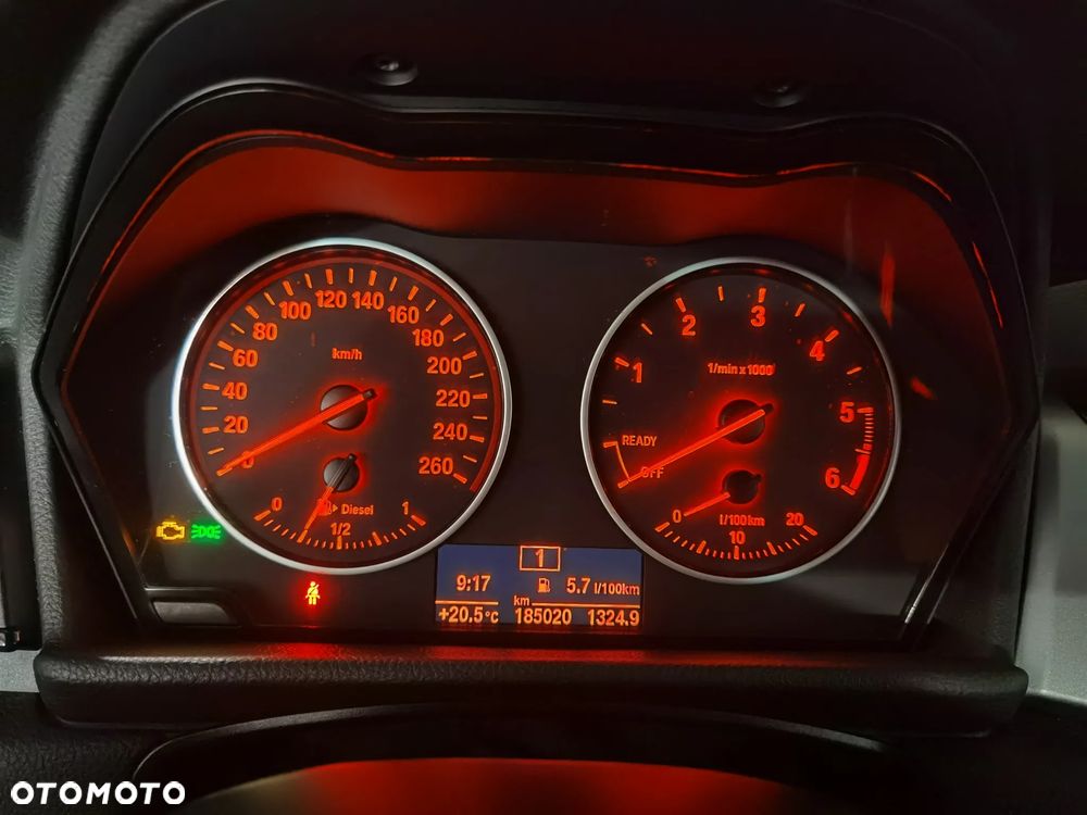 BMW Seria 2 218d Advantage - 25