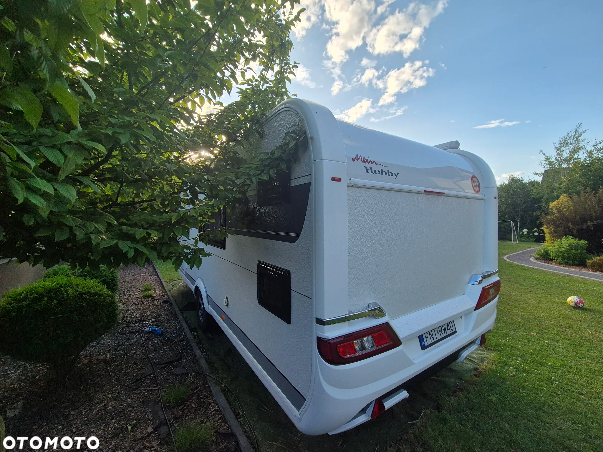 Hobby 560 KMFe Excellent Edition instalacja off-grid 230V Duo-Control - 4