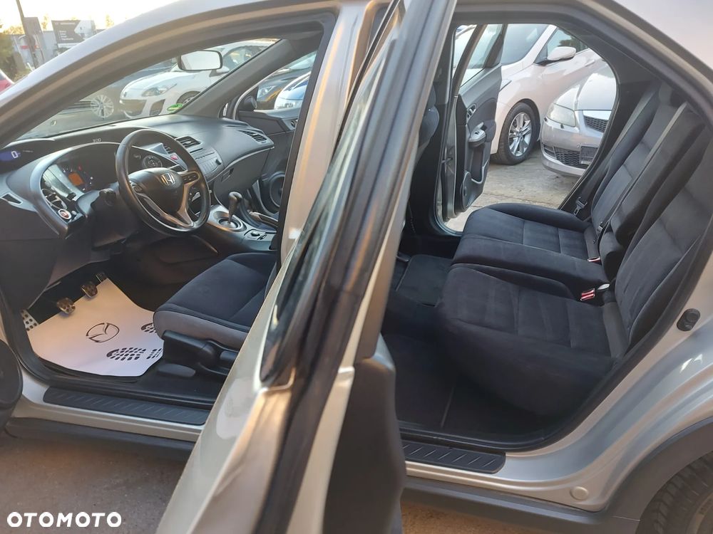 Honda Civic 1.8 Executive - 7