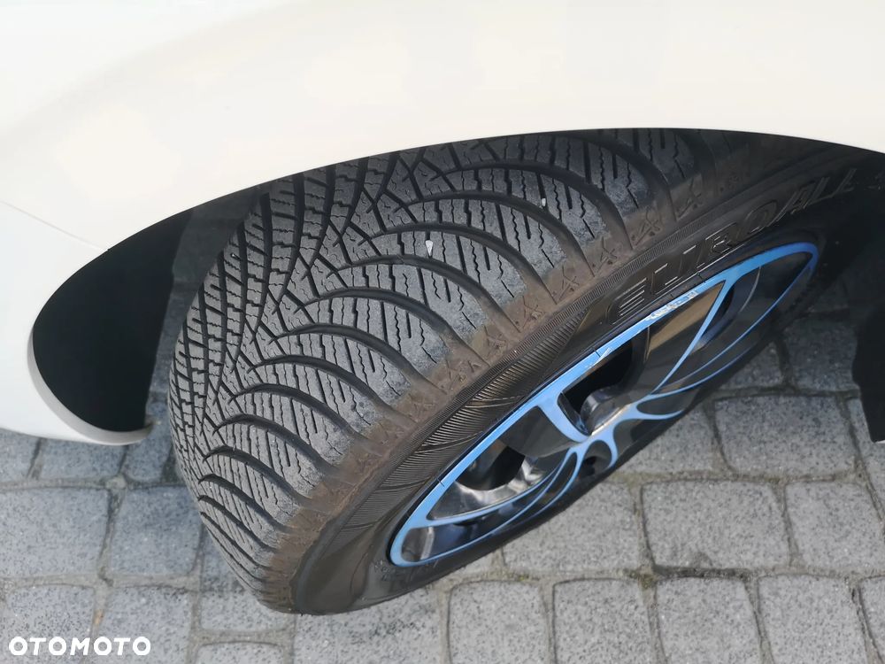 Peugeot 208 PureTech 68 Like - 33